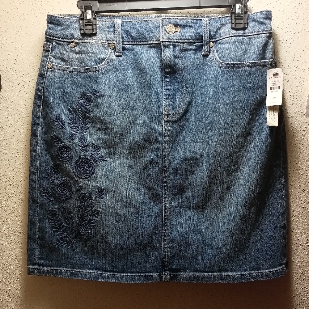 Talbots Women's Embroidered Blue Jean Skirt Size 6 NWT